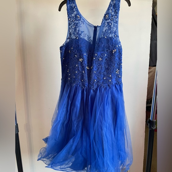 Blue Sparkle Top Size 18 - Picture 3 of 3